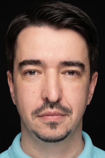 Роман Сладков