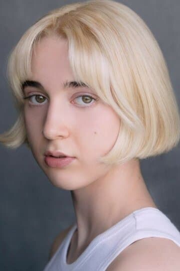 Maisie Ayres