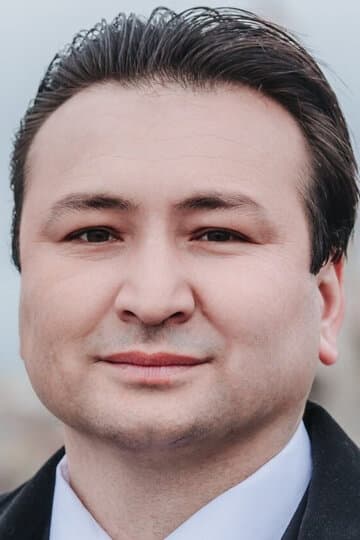 Сарвар Норматов